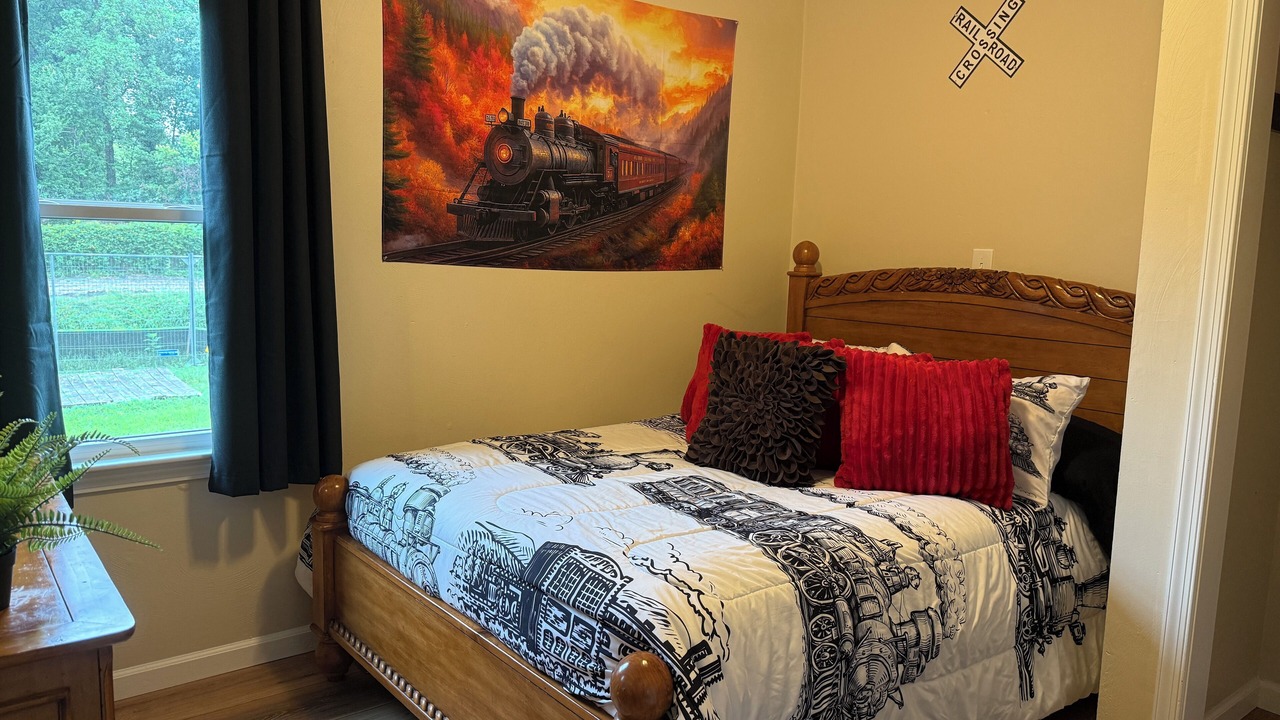 Photo of Bedroom in Chesapeake