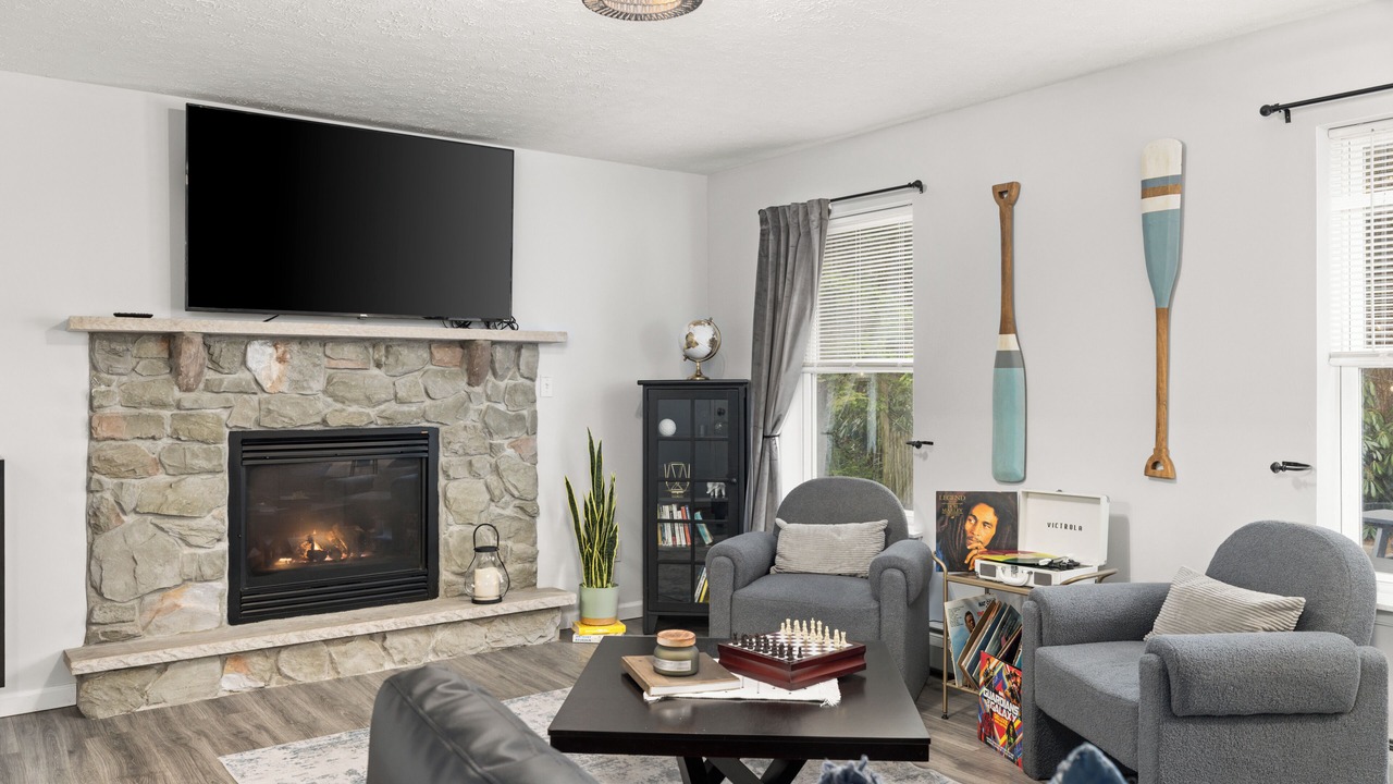 Photo of Livingroom in Long Pond