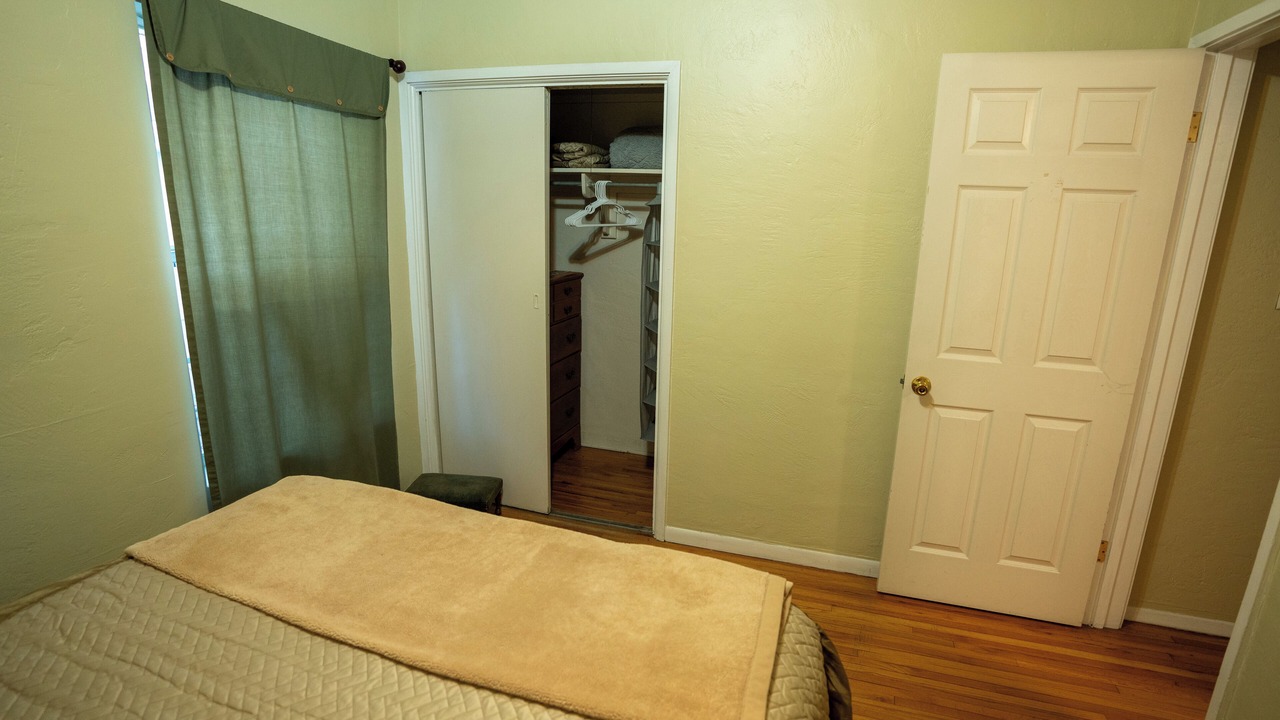 Photo of Bedroom in Northeast Heights