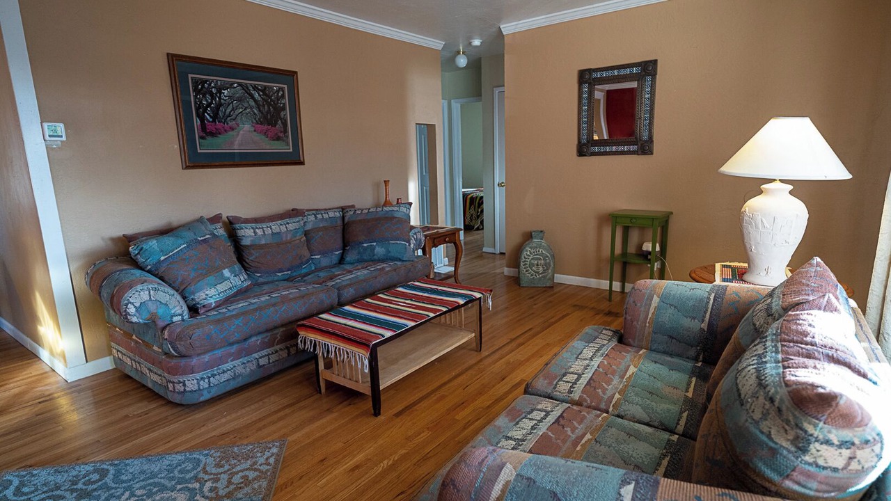 Photo of Livingroom in Northeast Heights