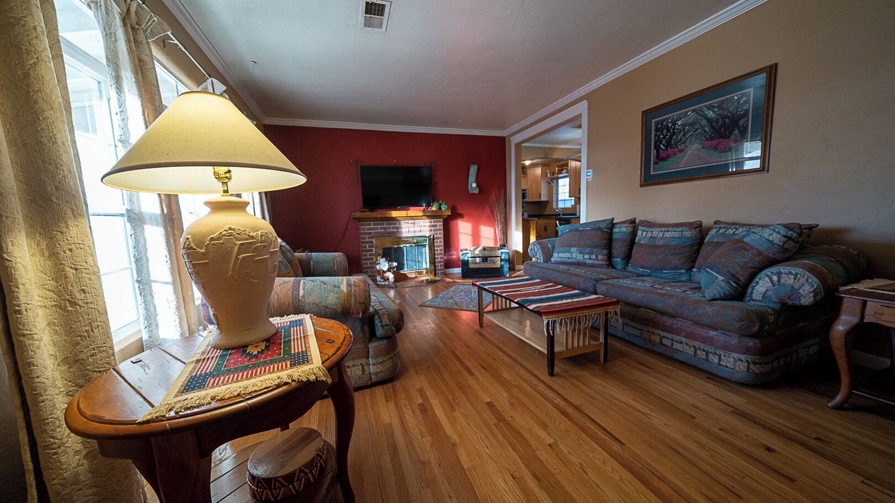 Photo of Livingroom in Northeast Heights
