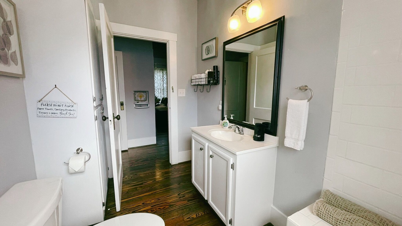 Photo of Bathroom in Schulenburg