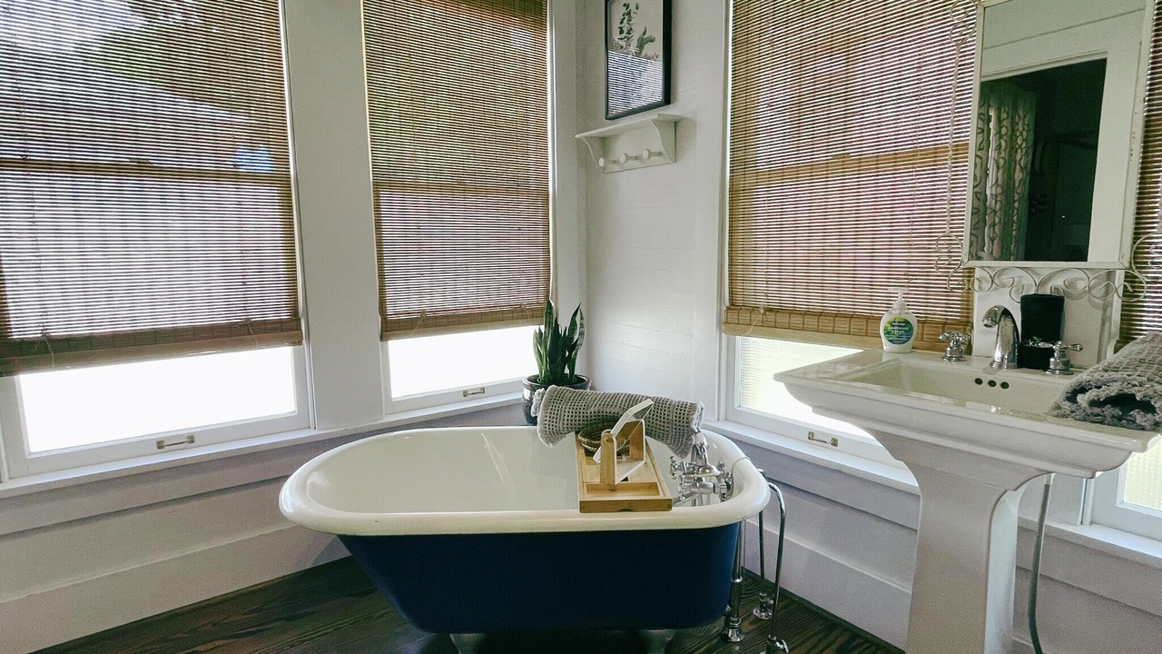 Photo of Bathroom in Schulenburg