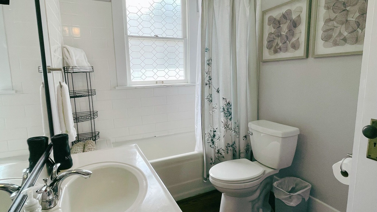 Photo of Bathroom in Schulenburg