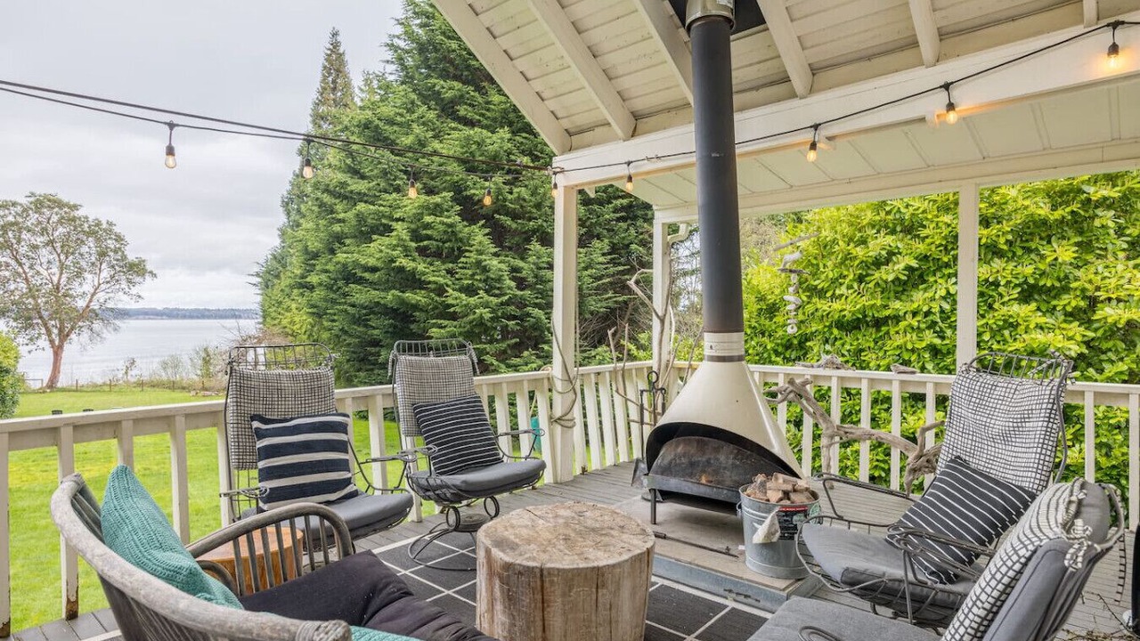 Photo of Patio Balcony in Port Ludlow