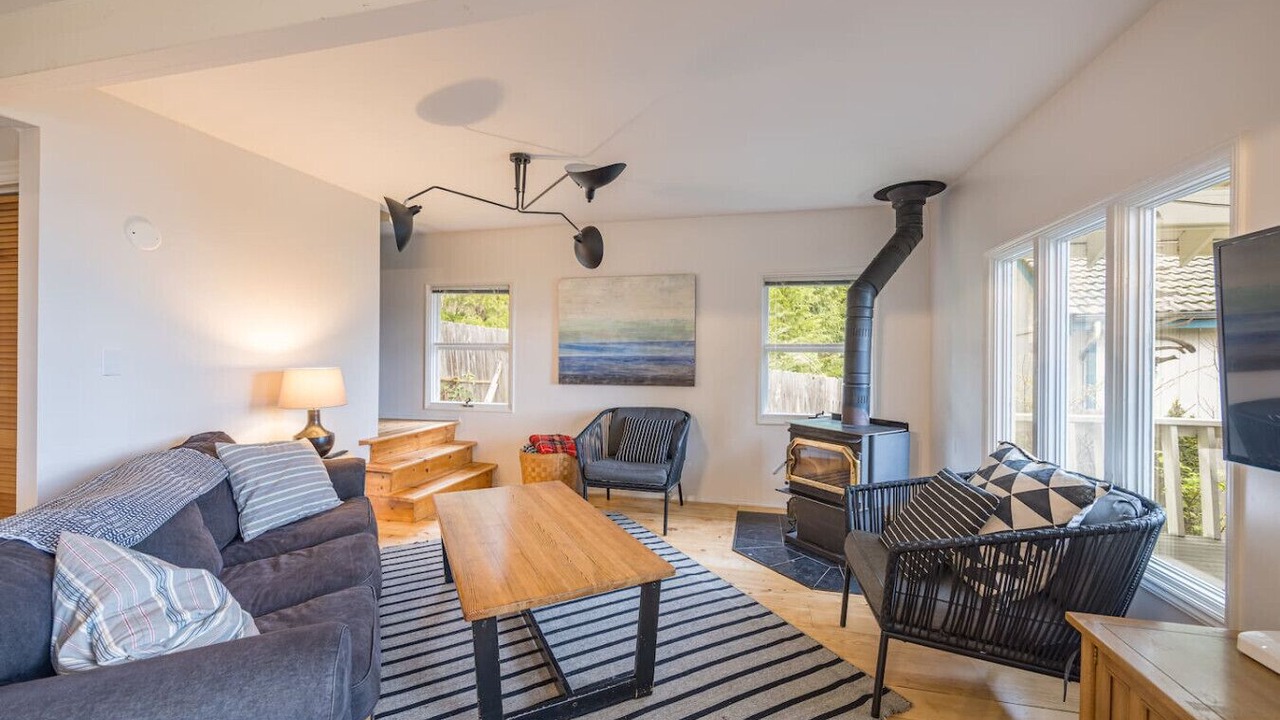 Photo of Livingroom in Port Ludlow