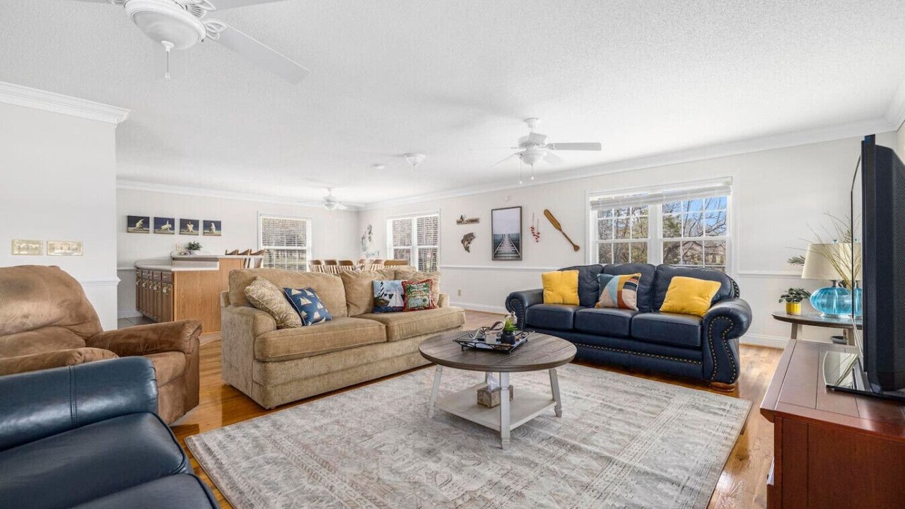 Photo of Livingroom in Piney Flats