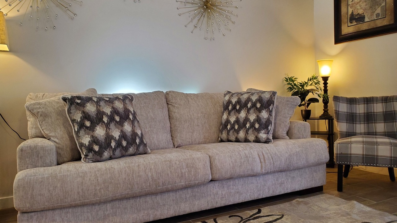 Photo of Livingroom in Biggs Field