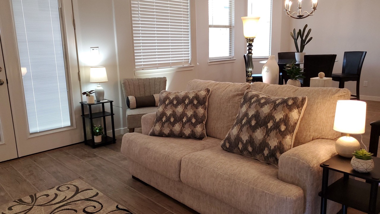 Photo of Livingroom in Biggs Field