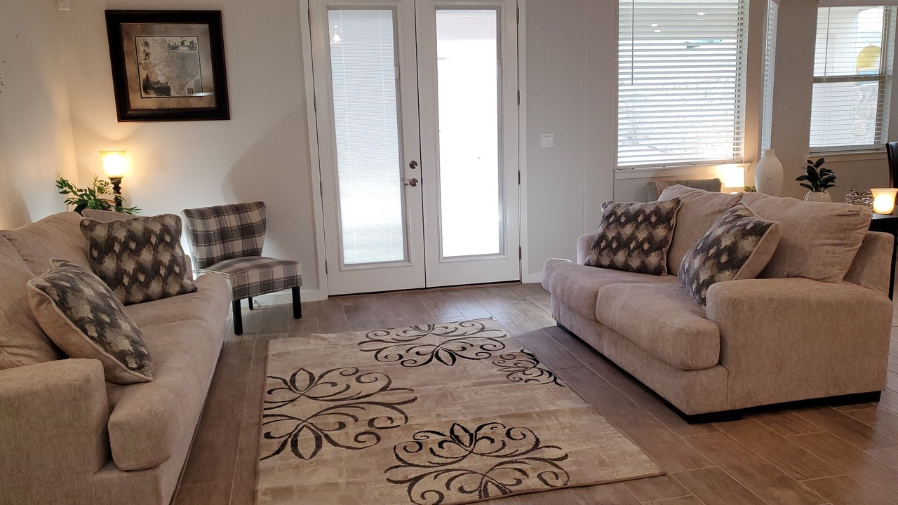 Photo of Livingroom in Biggs Field