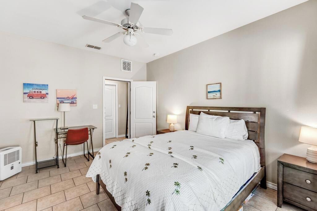 Photo of Bedroom in Corpus Christi