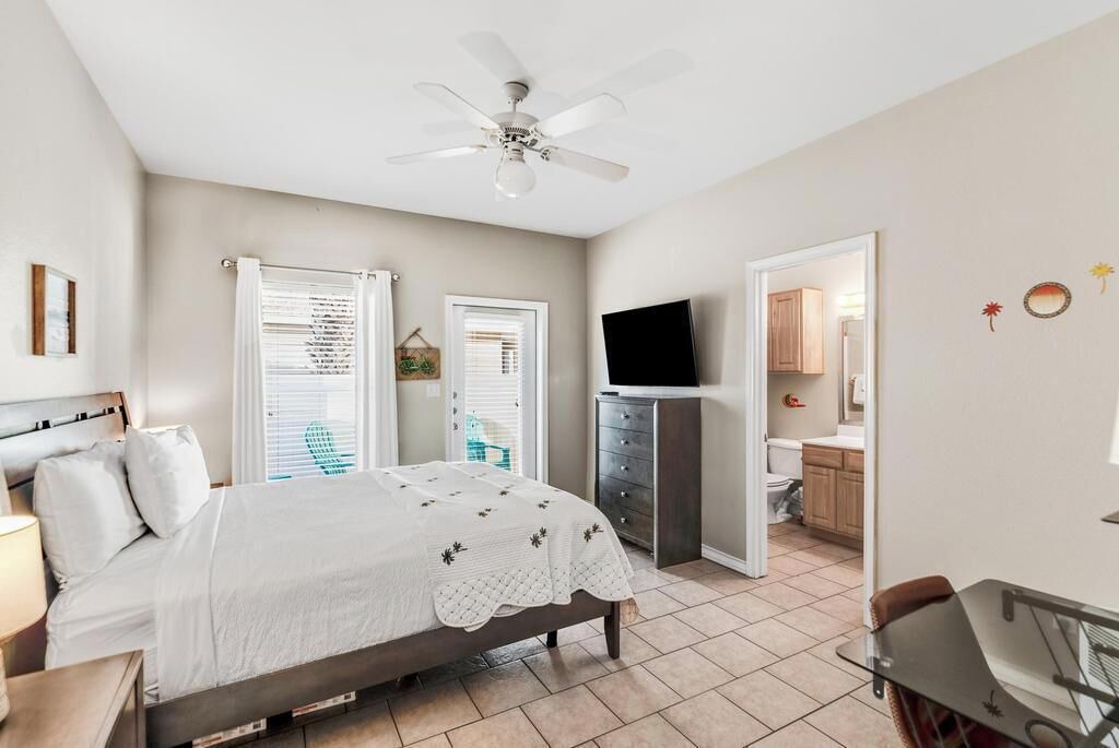 Photo of Bedroom in Corpus Christi