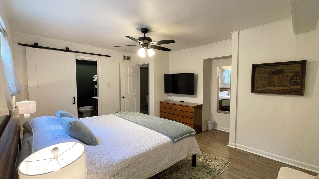 Photo of Bedroom in Covington