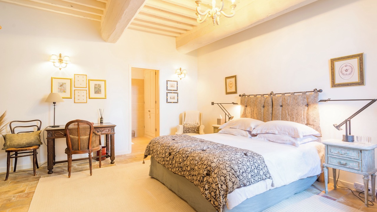 Photo of Bedroom in Lagnes