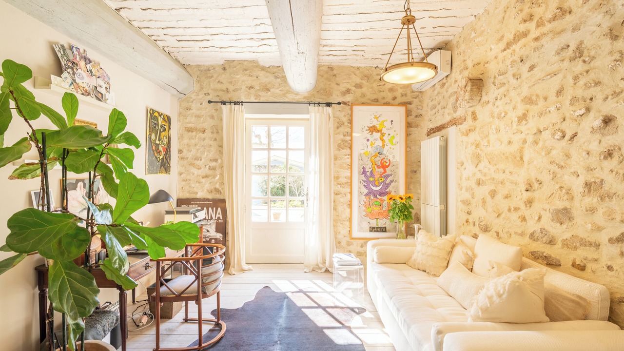 Photo of Livingroom in Lagnes