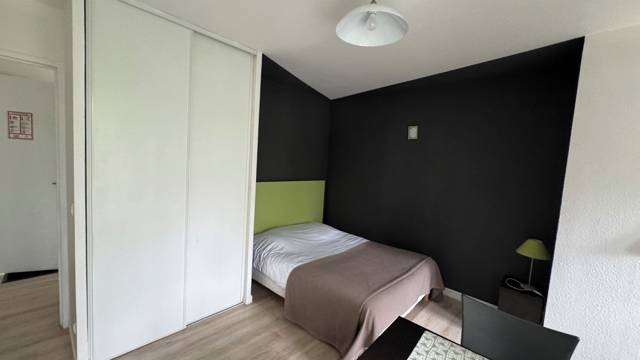 Photo of Bedroom in Equemauville