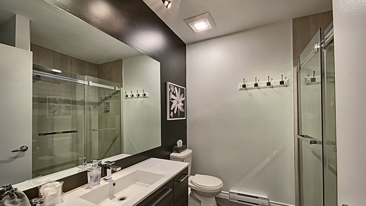 Photo of Bathroom in Magog