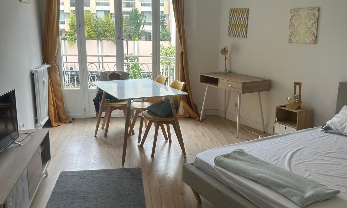 Photo of Bedroom in Fabron