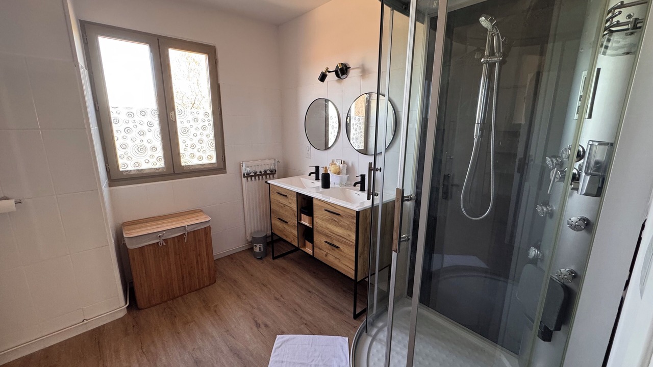 Photo of Bathroom in Mazeyrat-d'Allier