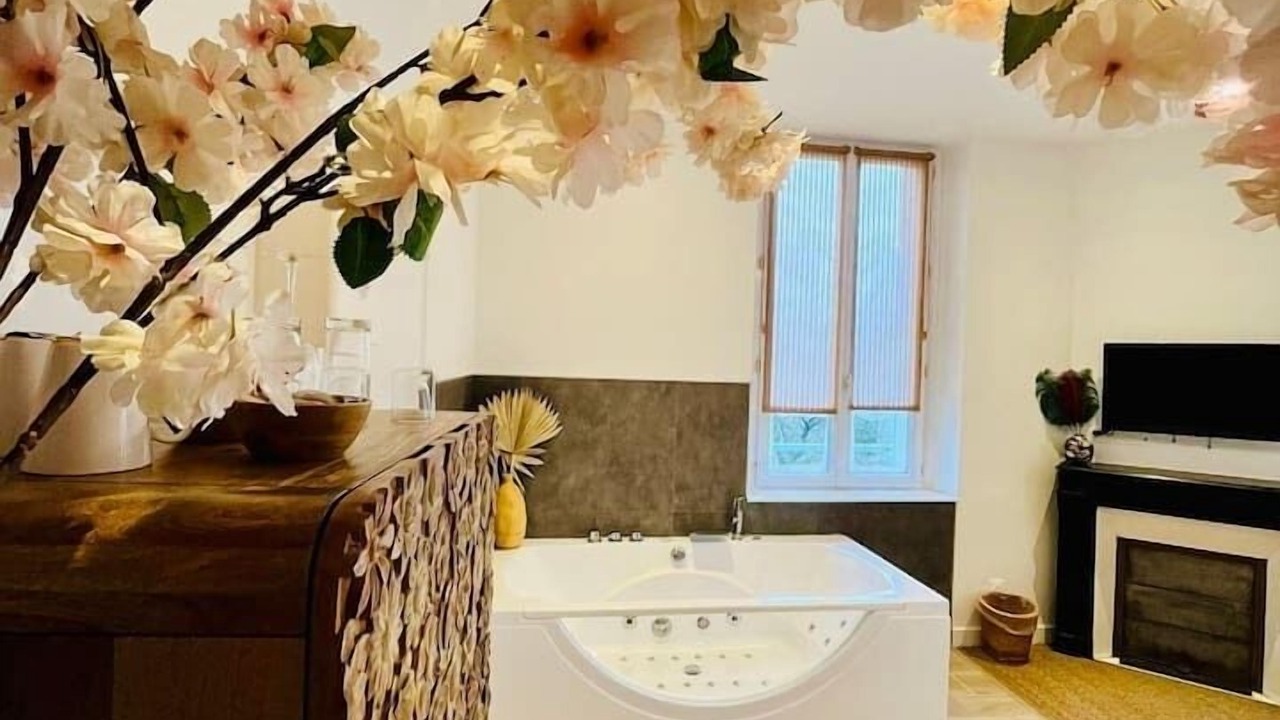 Photo of Bedroom in Nanteuil-les-Meaux
