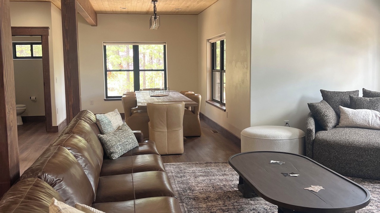 Photo of Livingroom in Greer