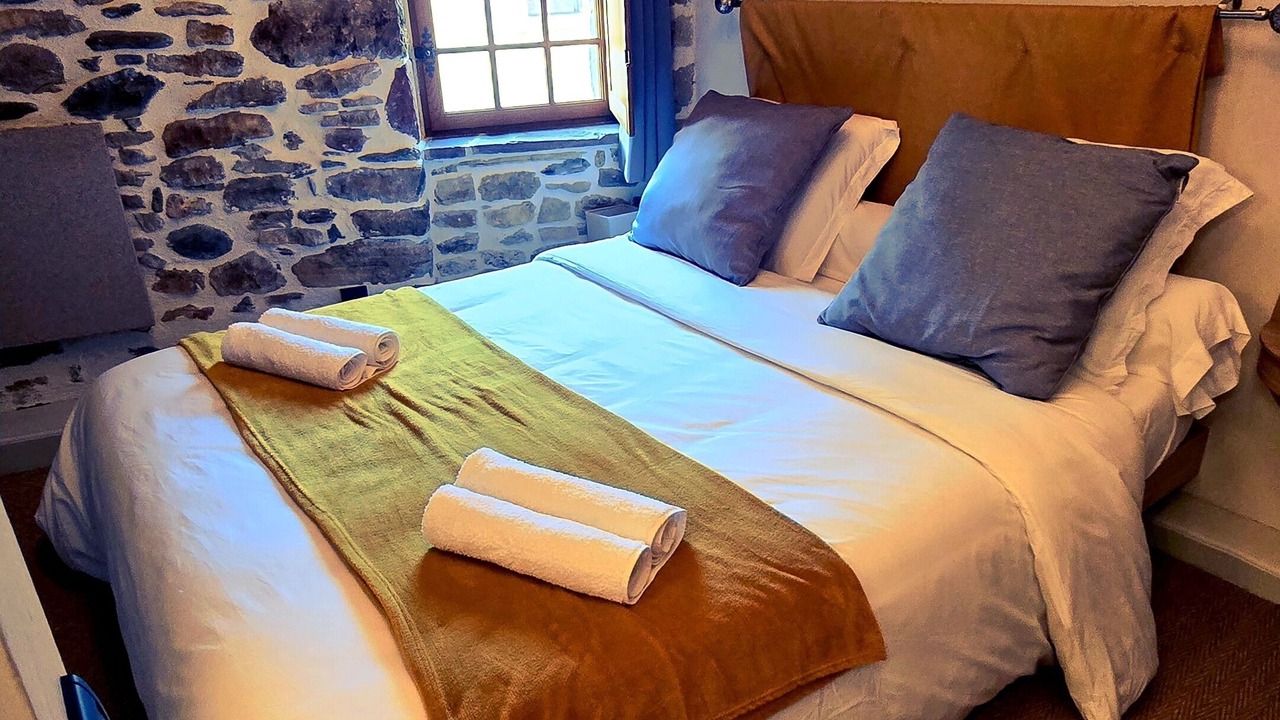 Photo of Bedroom in Espalion