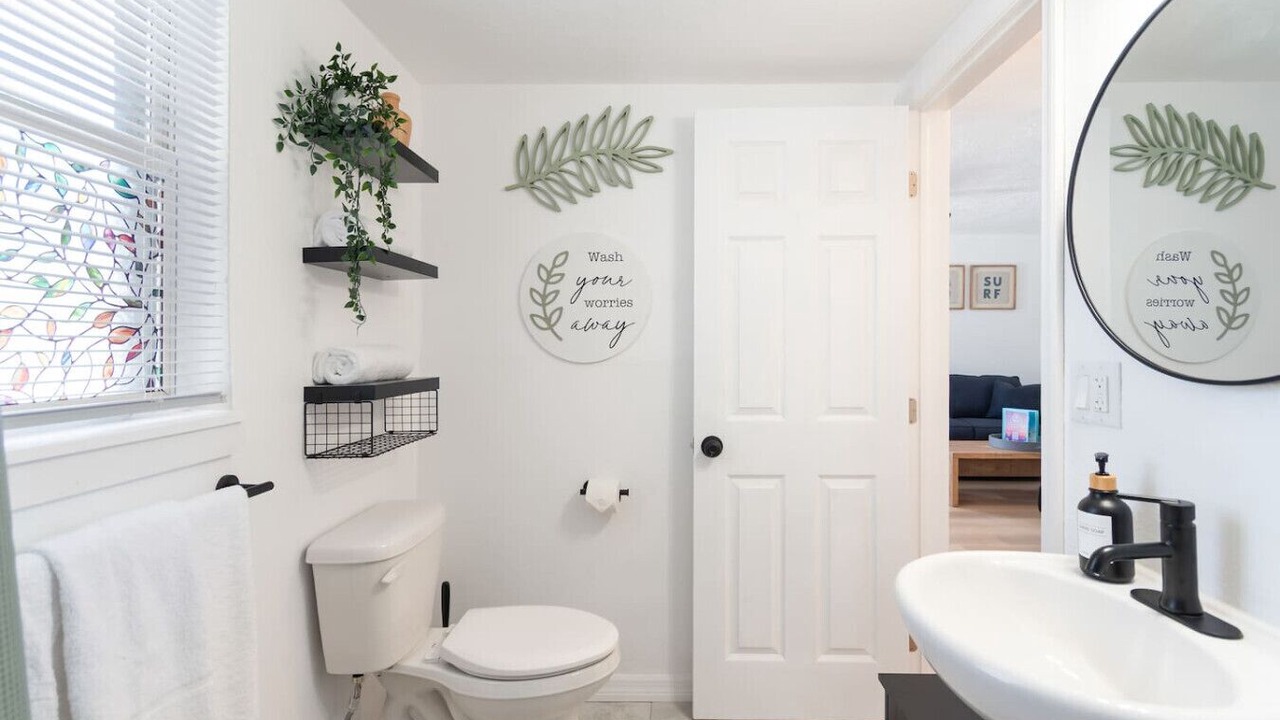 Photo of Bathroom in Bay Esplanade
