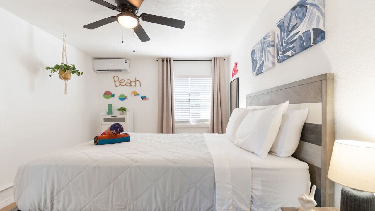 Photo of Bedroom in Bay Esplanade