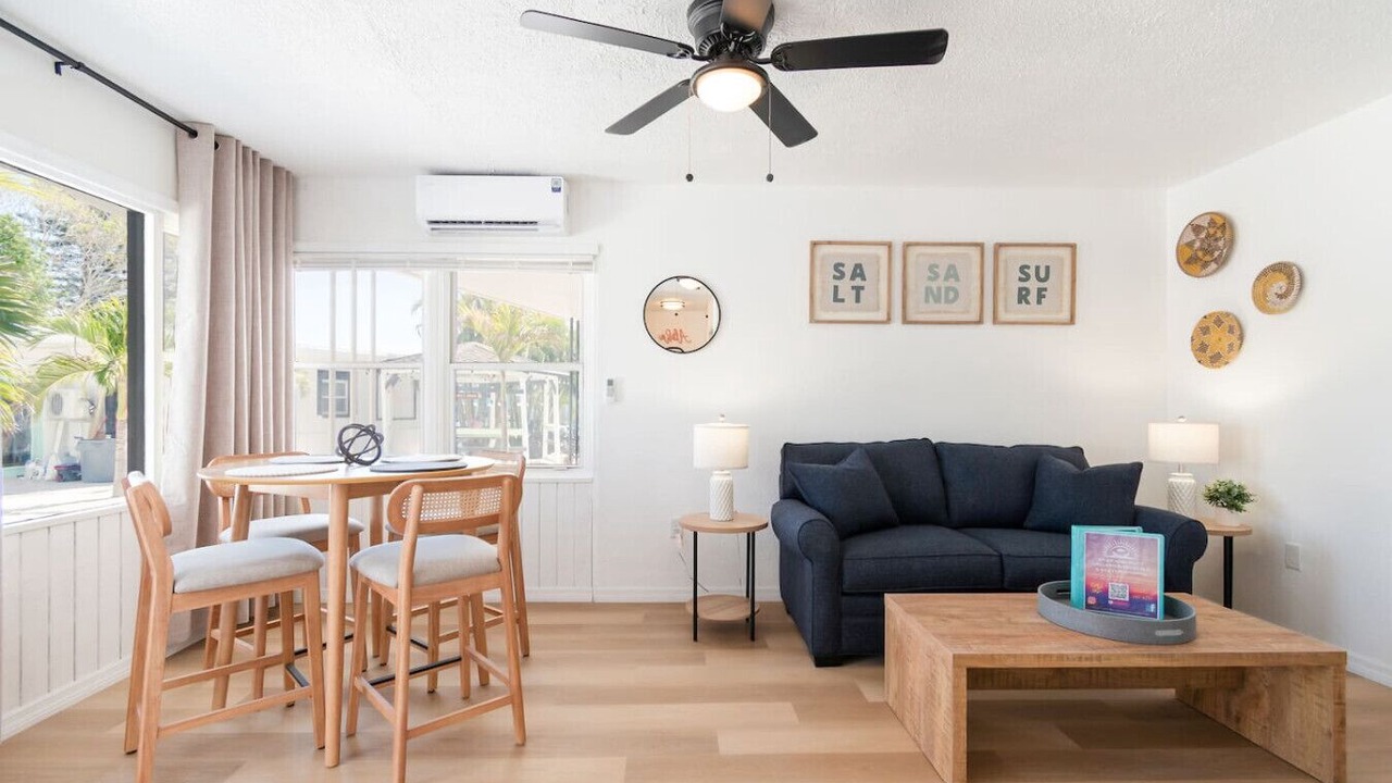 Photo of Livingroom in Bay Esplanade