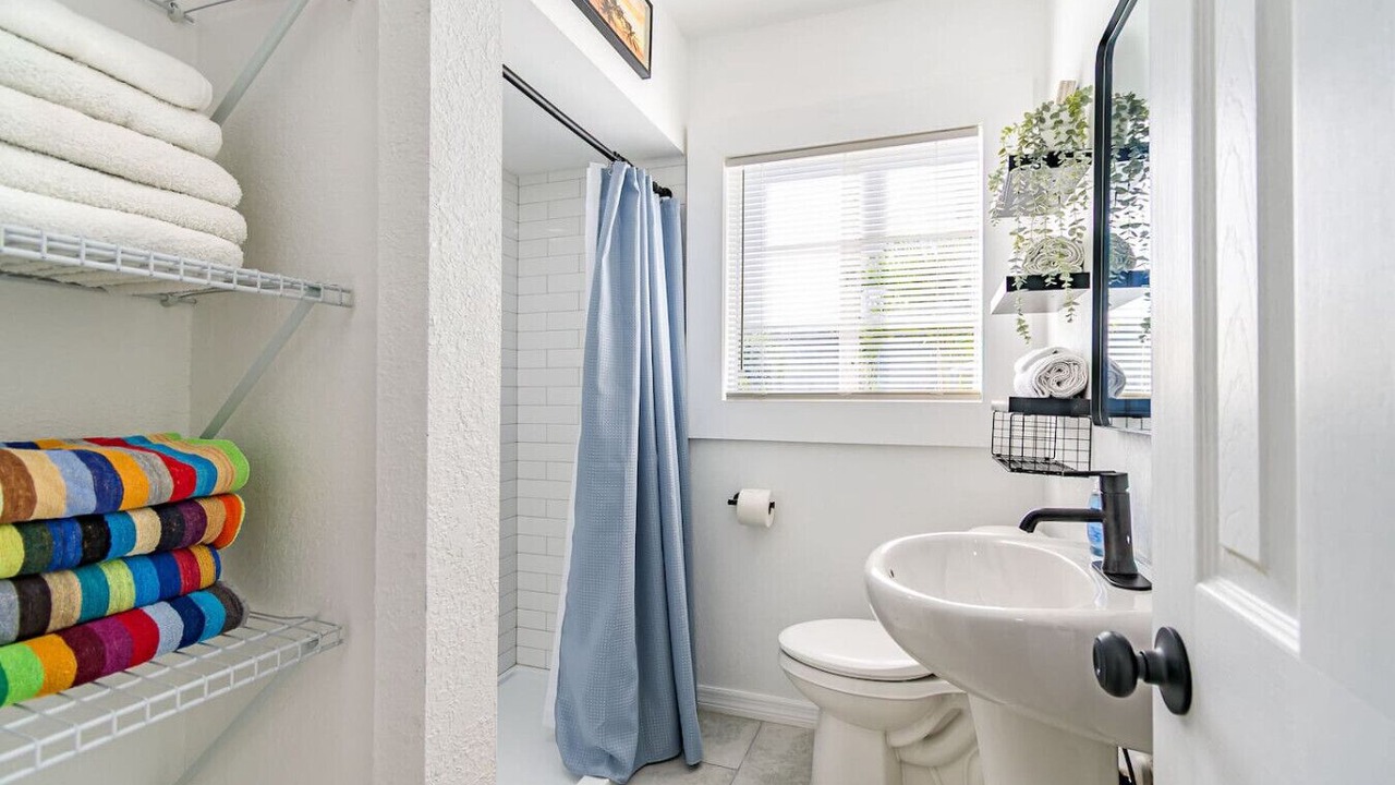 Photo of Bathroom in Bay Esplanade