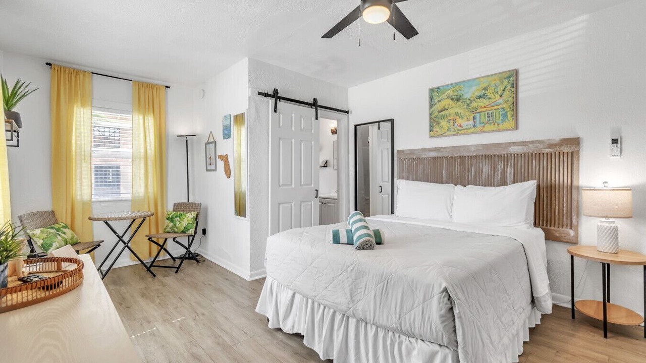 Photo of Bedroom in Bay Esplanade