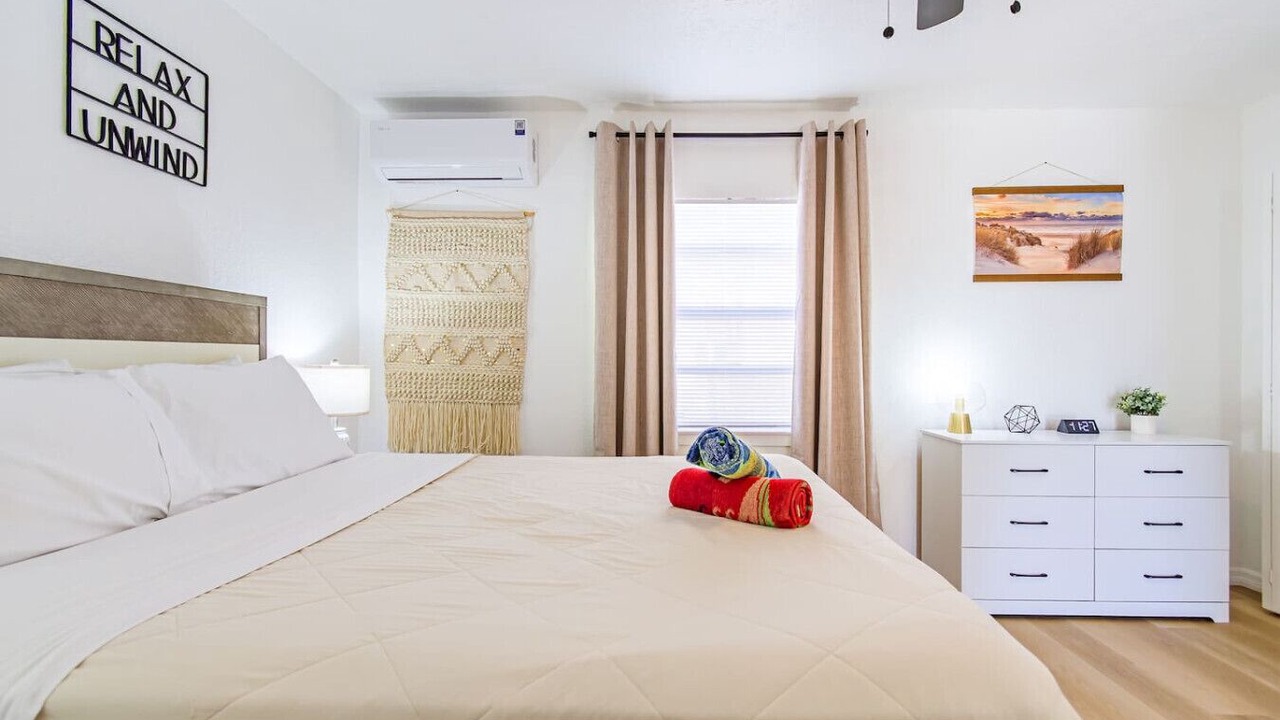 Photo of Bedroom in Bay Esplanade