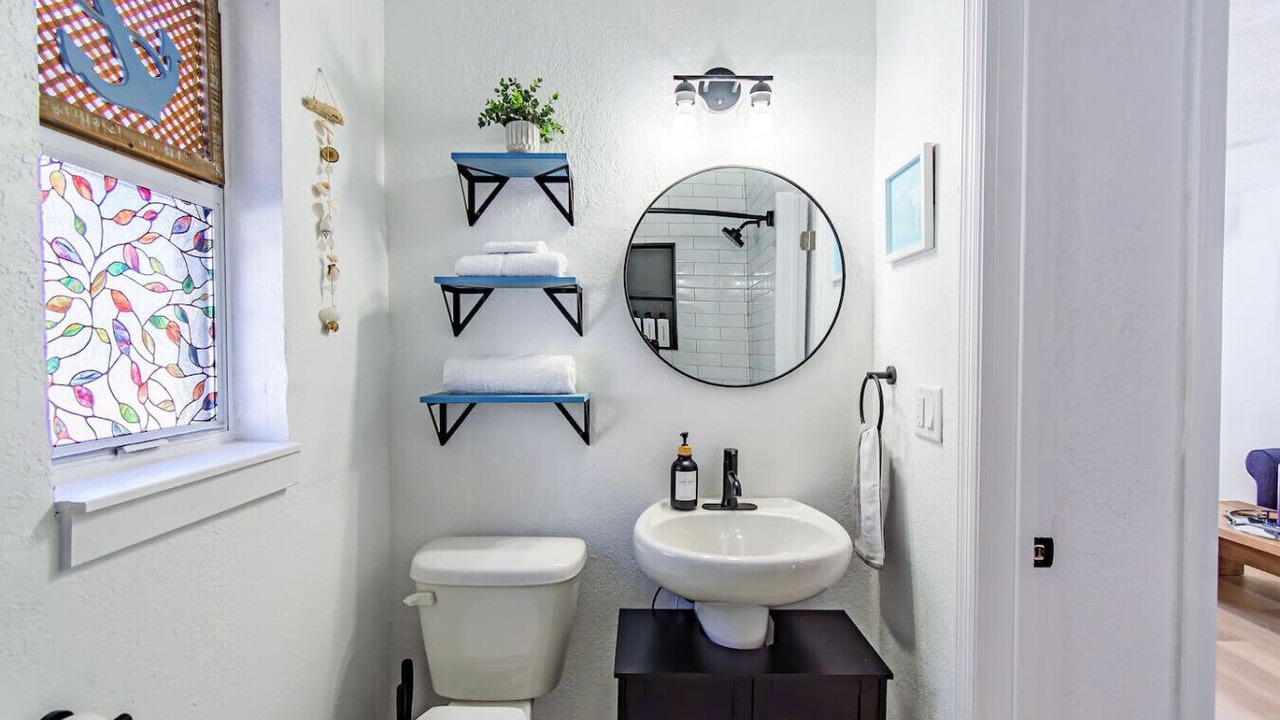 Photo of Bathroom in Bay Esplanade