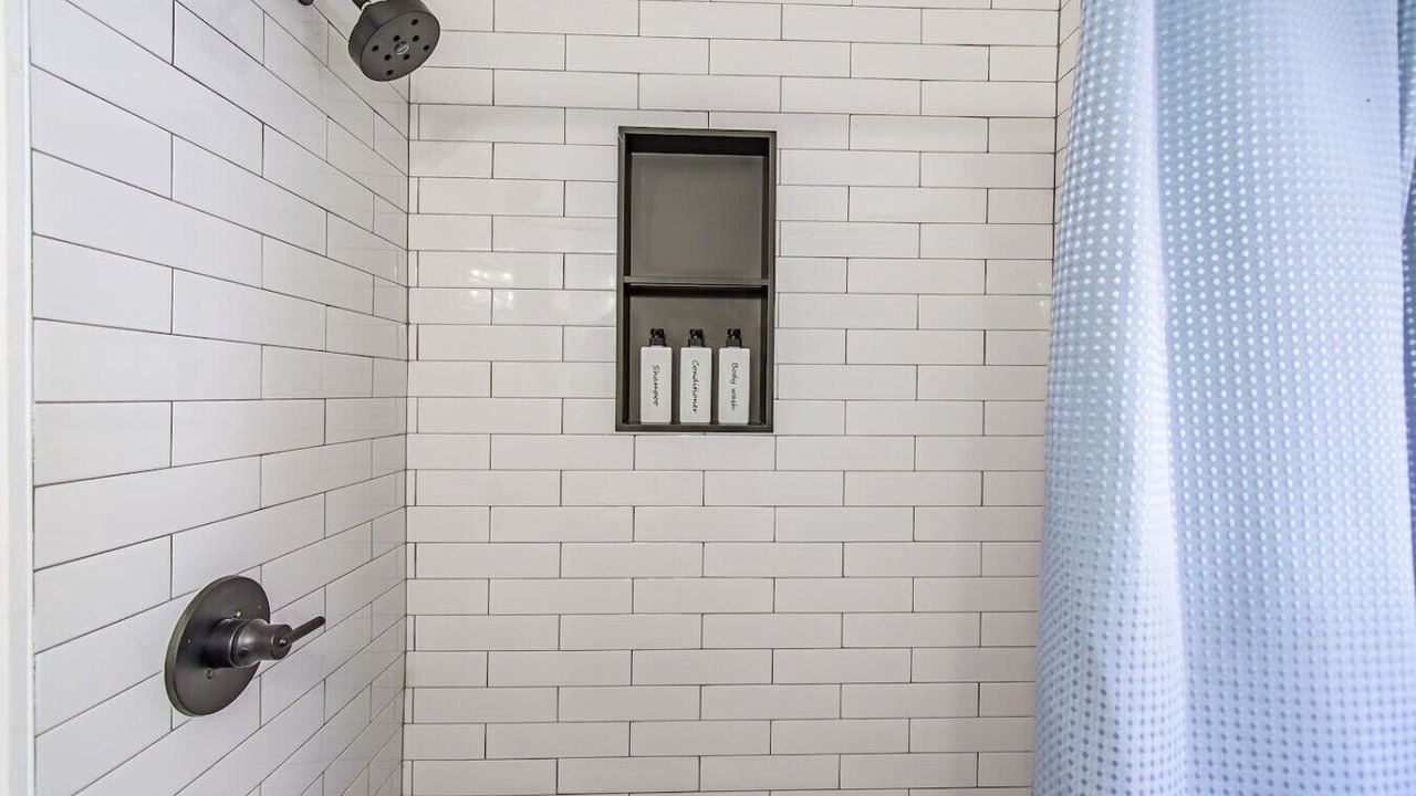 Photo of Bathroom in Bay Esplanade