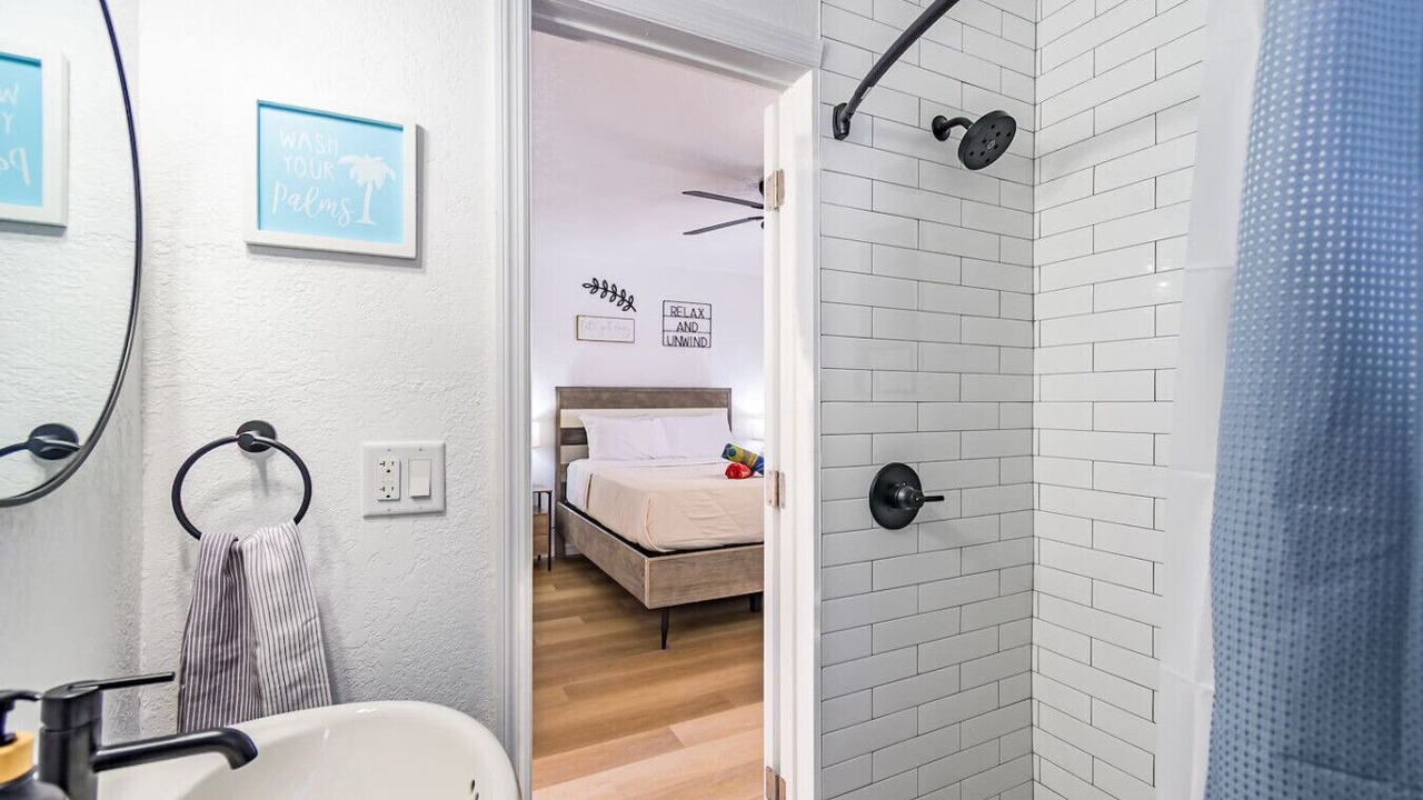 Photo of Bathroom in Bay Esplanade