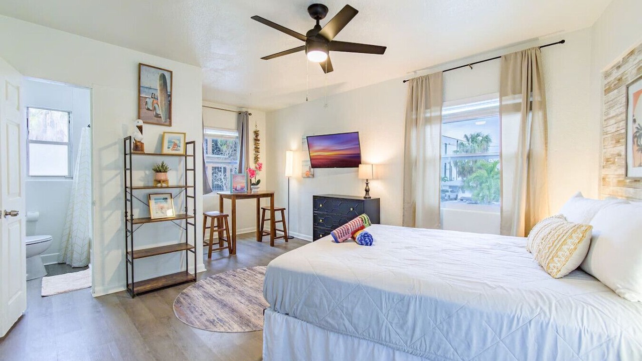 Photo of Bedroom in Bay Esplanade
