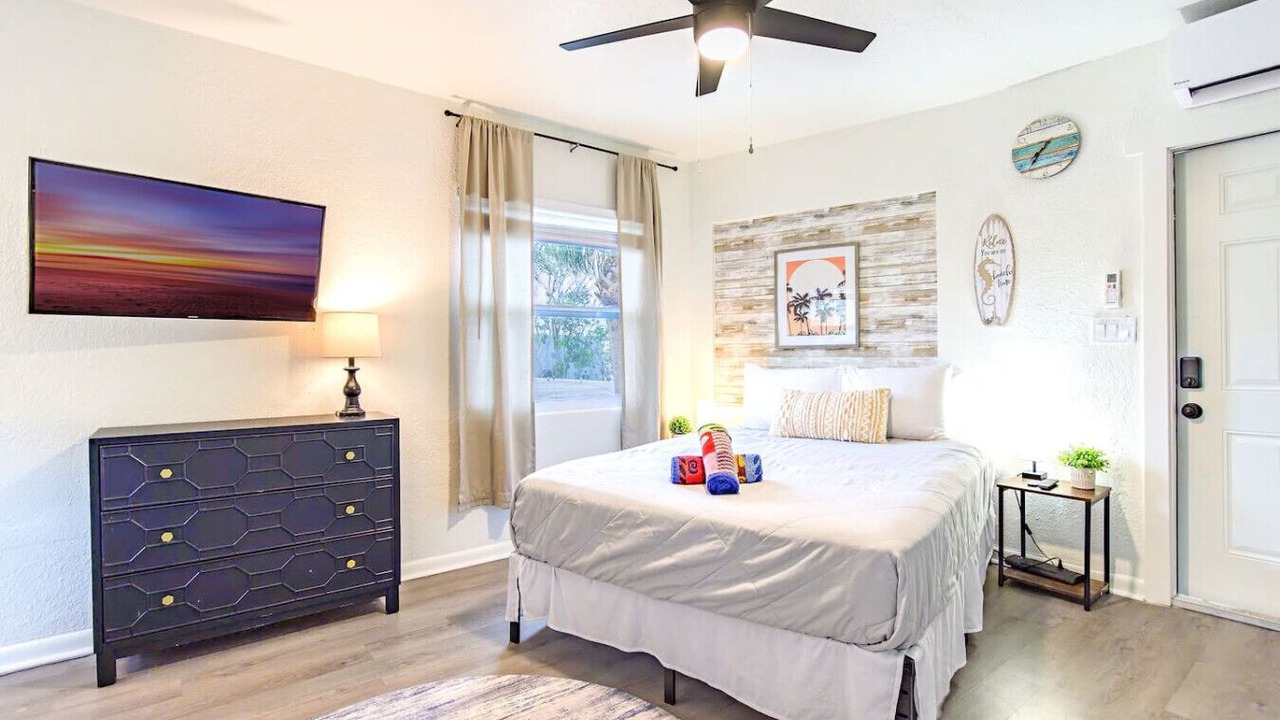 Photo of Bedroom in Bay Esplanade