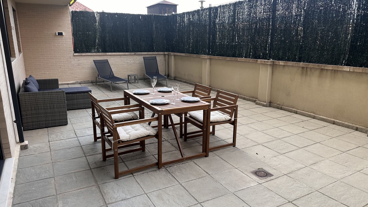 Photo of Outdoor in Abena