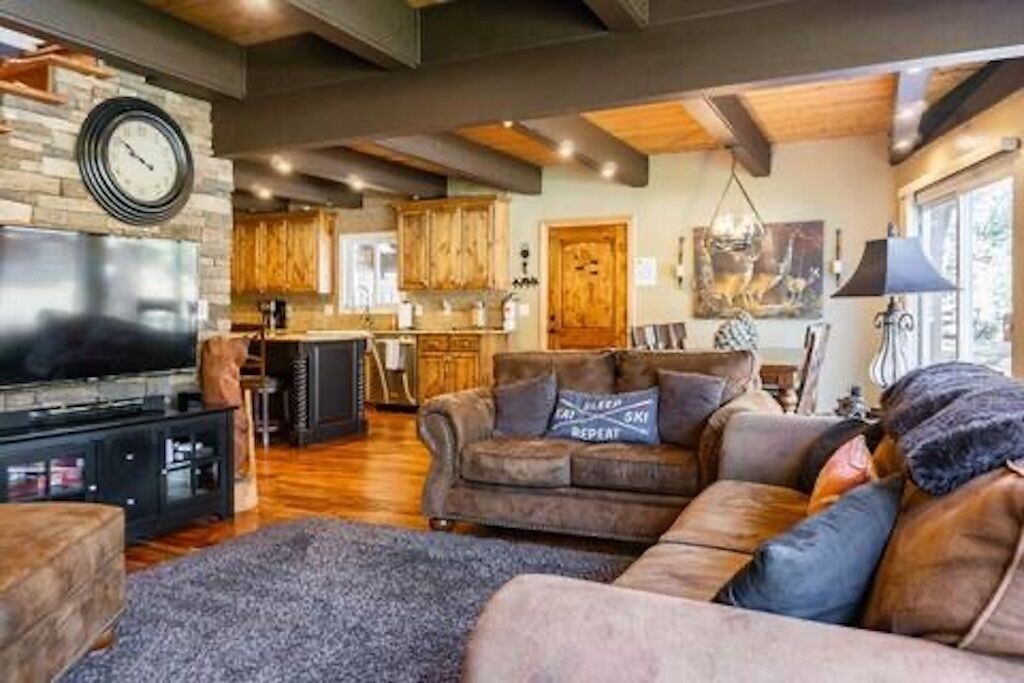 Photo of Livingroom in Meyers