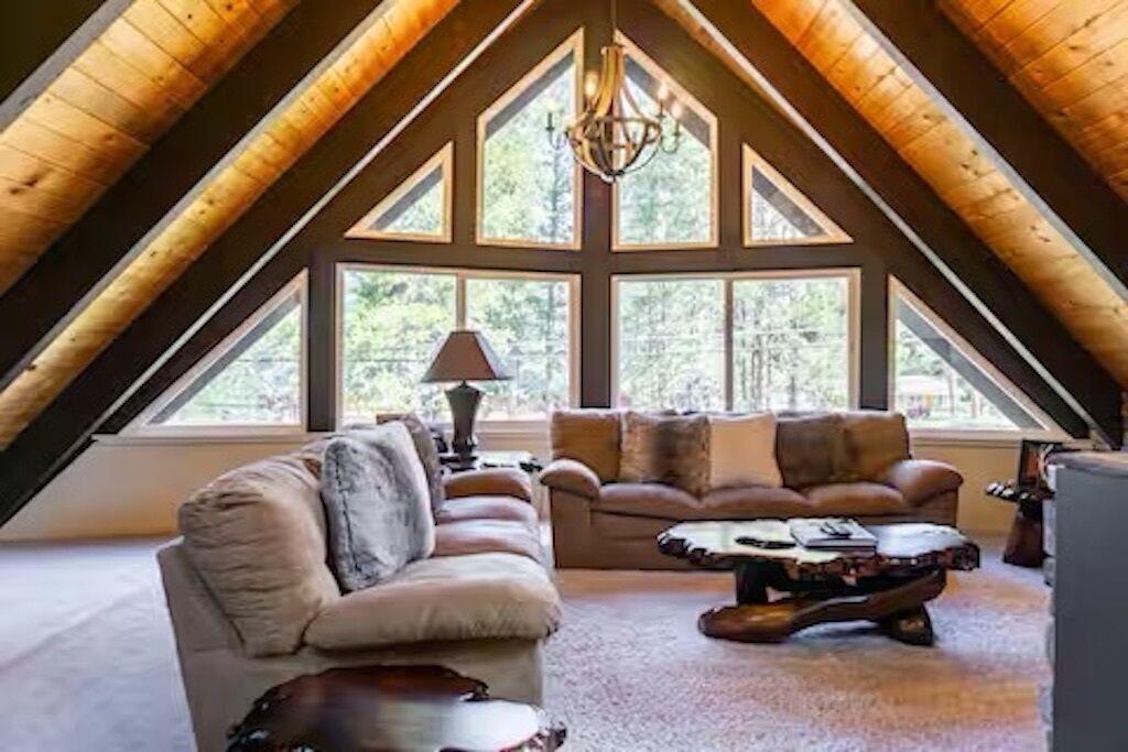Photo of Livingroom in Meyers