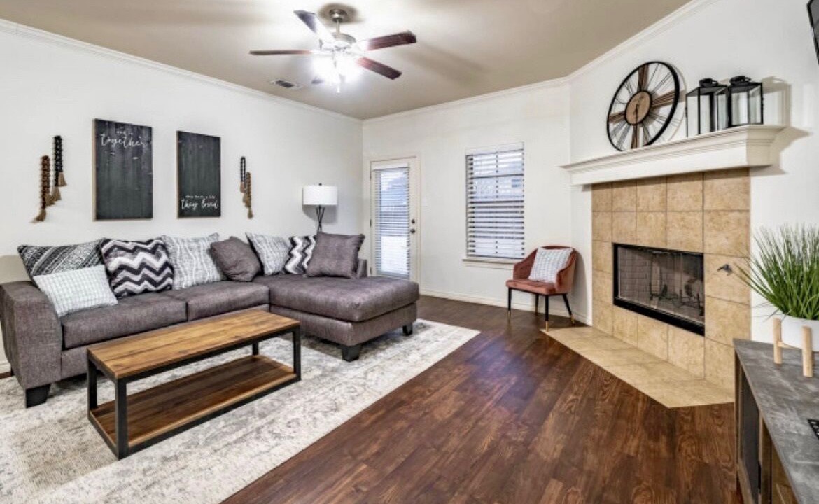 Photo of Livingroom in North by Northwest