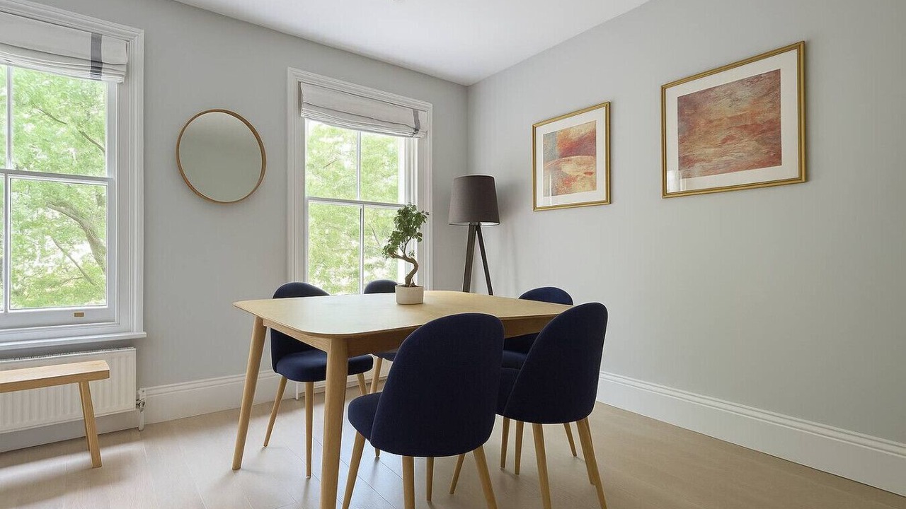 Photo of Others in White City