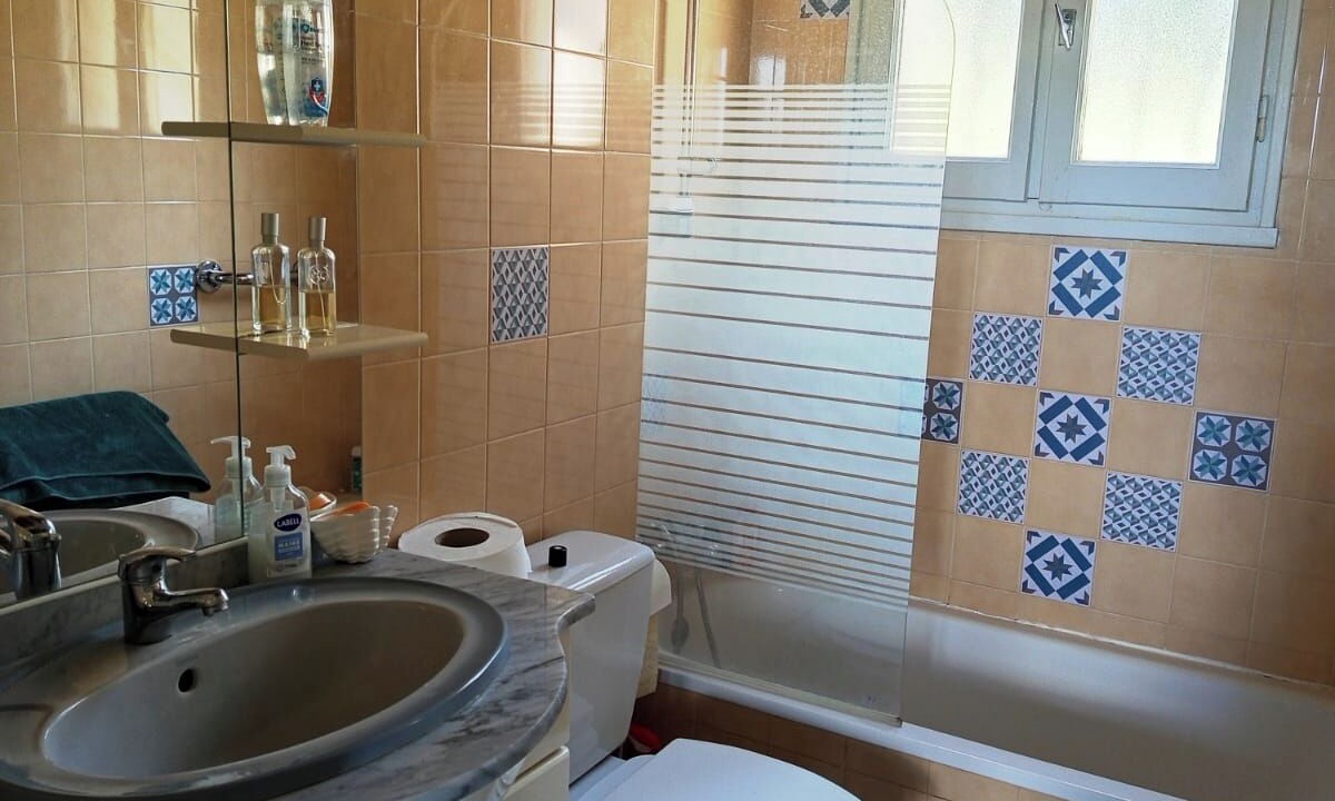 Photo of Bathroom in Arvieu