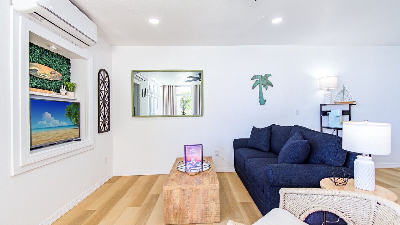 Photo of Livingroom in Bay Esplanade