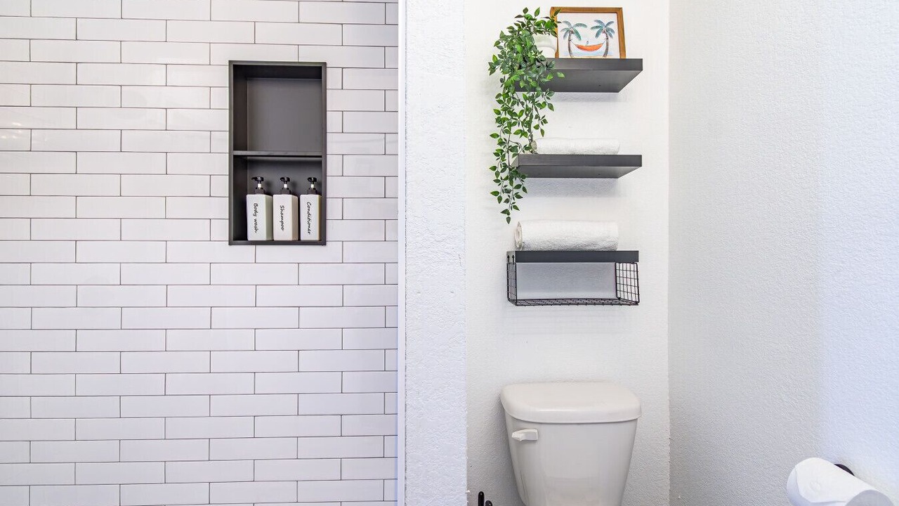 Photo of Bathroom in Bay Esplanade