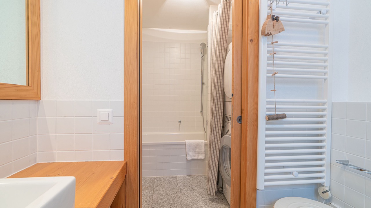 Photo of Bathroom in Maloja