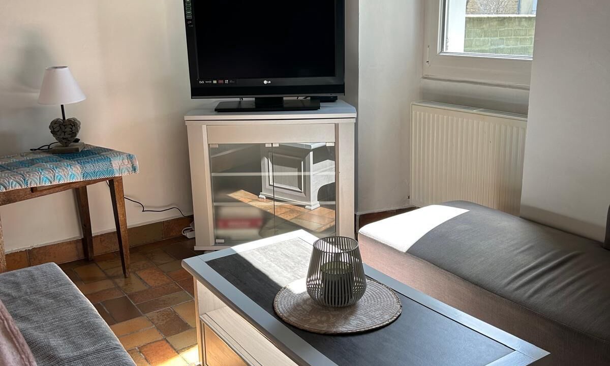 Photo of Livingroom in Le Bourg-Saint-Leonard