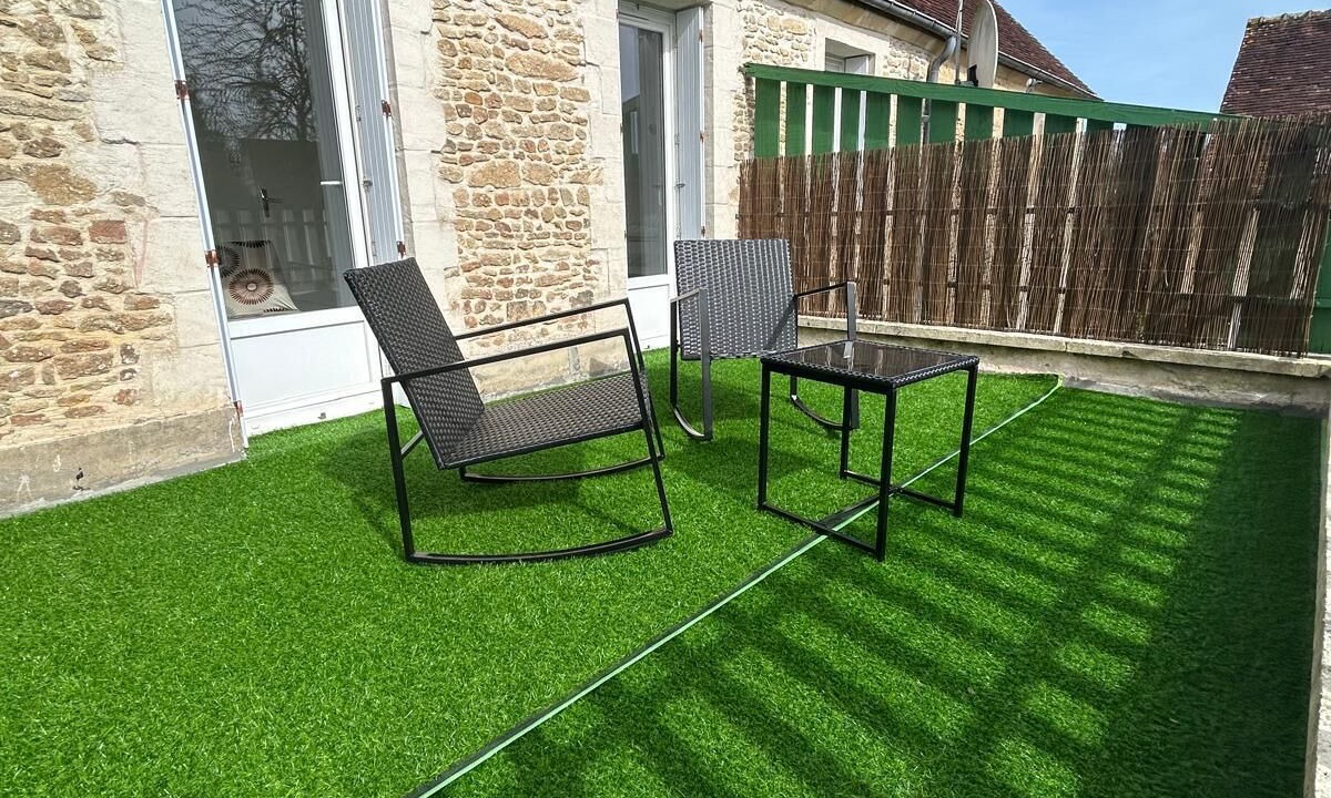 Photo of Outdoor in Le Bourg-Saint-Leonard