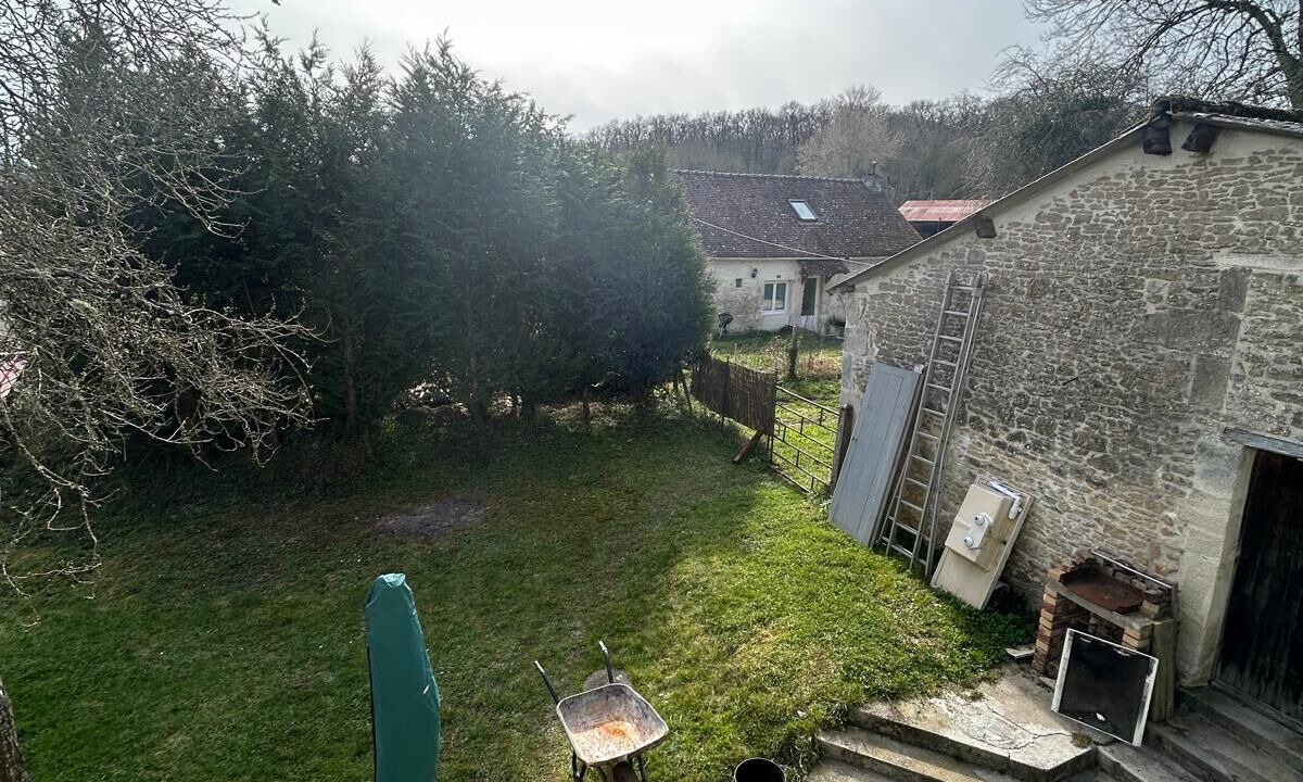 Photo of Outdoor in Le Bourg-Saint-Leonard