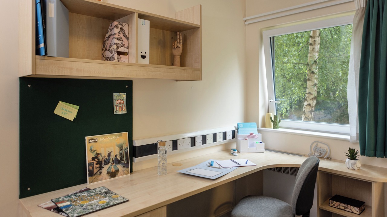 Photo of Bedroom in Sutton Bonington